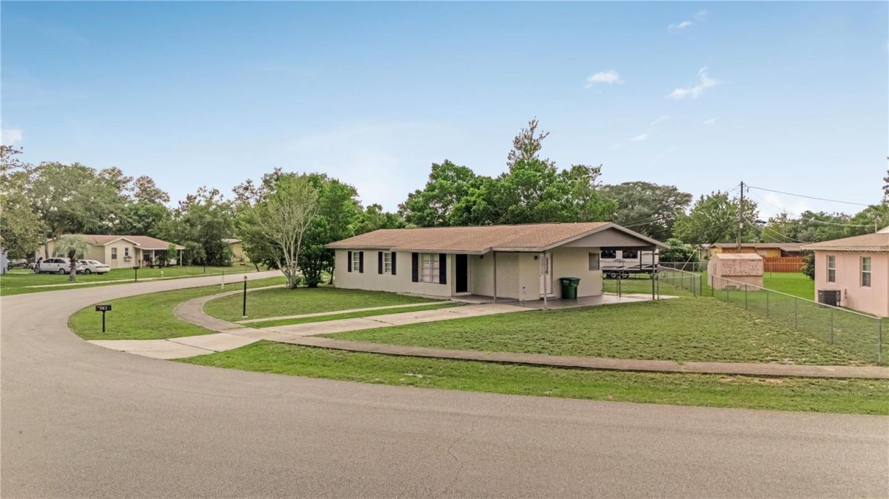 962 Rockhill St, Deltona, FL 32725