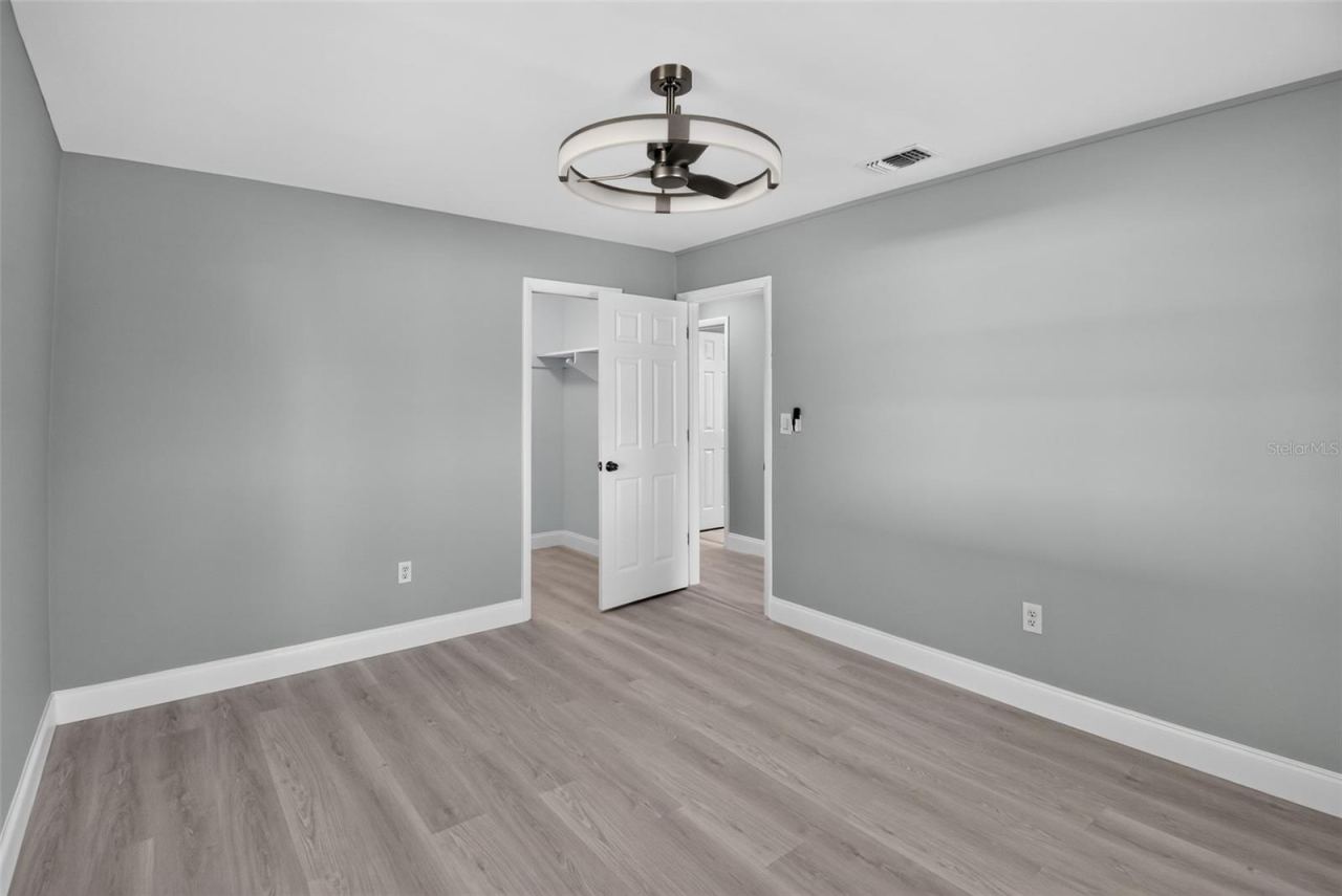 Photo 4 of 1148 Fountainhead Dr, Deltona, FL 32725