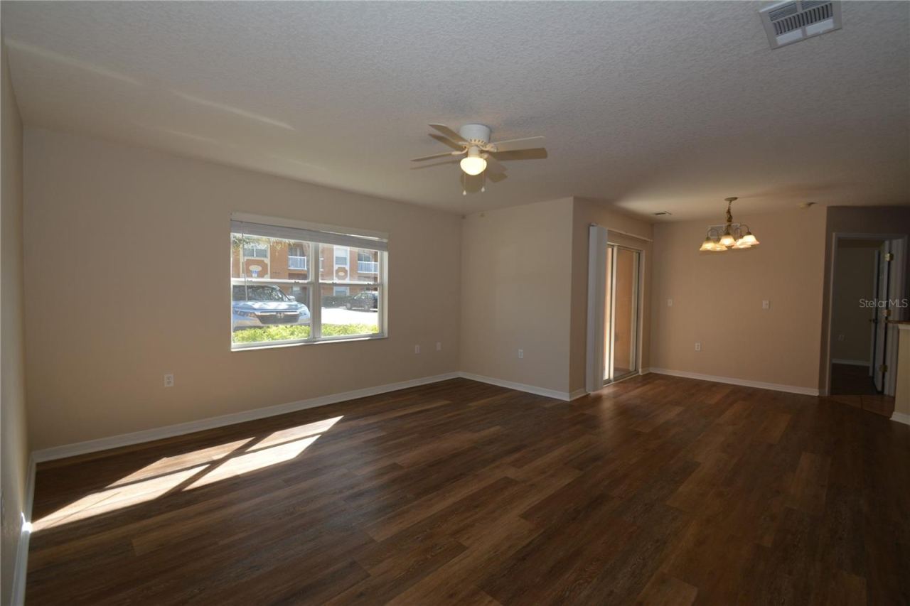 Photo 5 of 4600 E Moody Blvd #8d, Bunnell, FL 32110