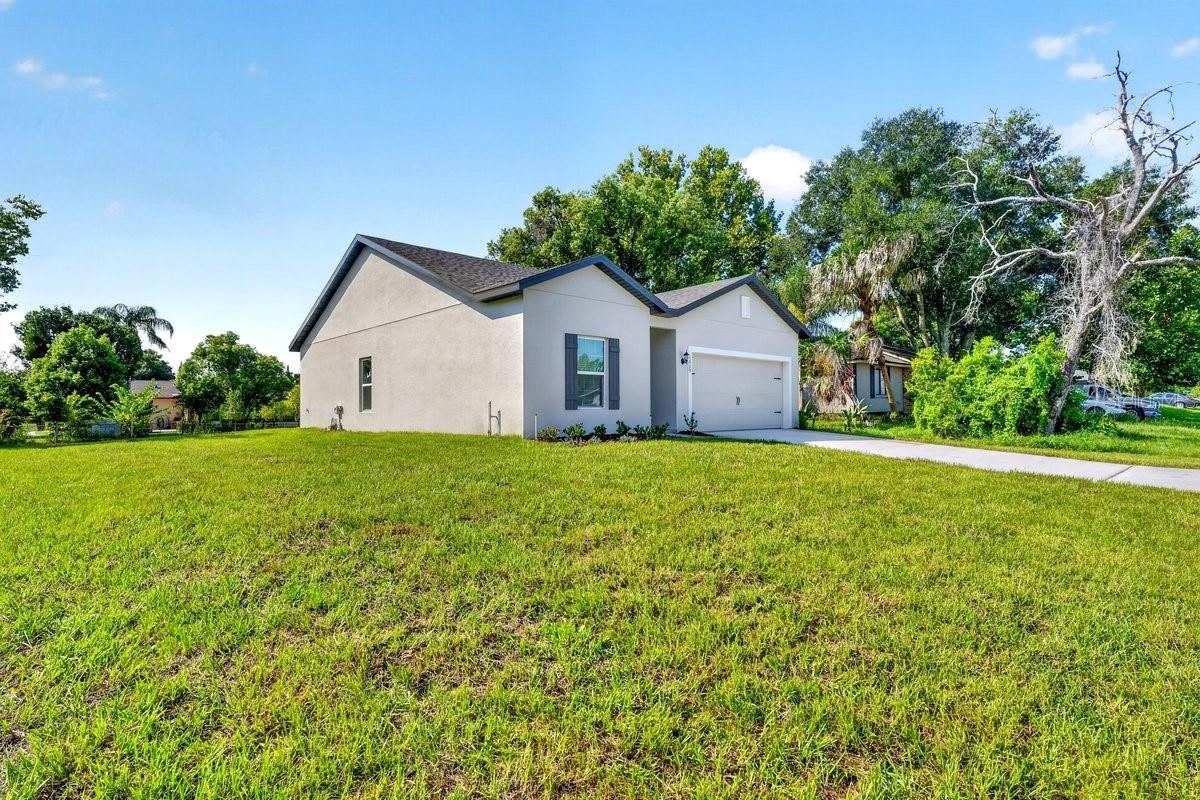 Photo 4 of 1669 Montague St, Deltona, FL 32725