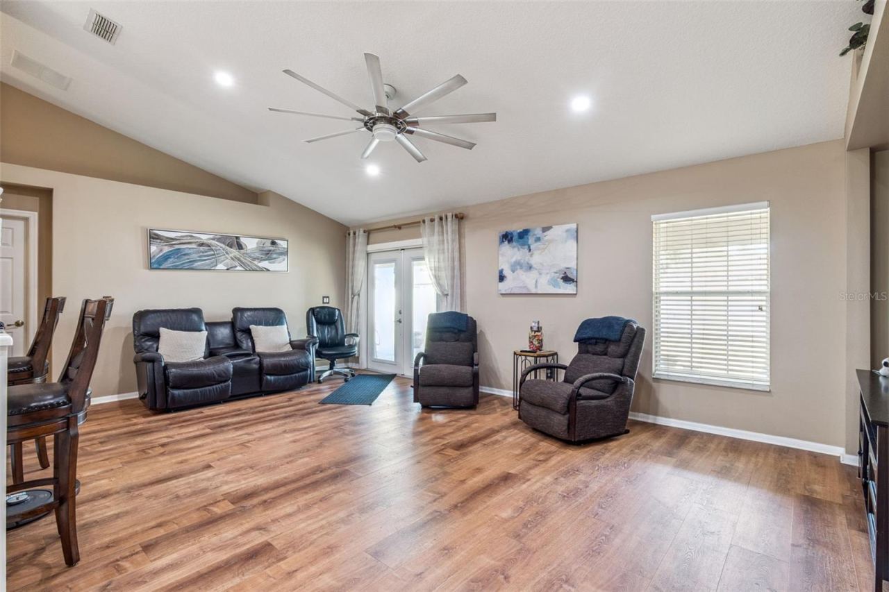 Photo 4 of 1545 Overton St, Deltona, FL 32725
