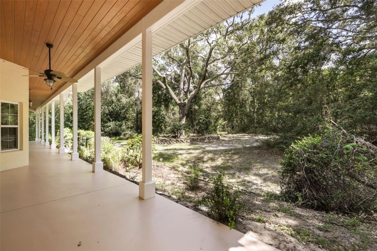 Photo 5 of 1685 Manor Way, Deland, FL 32720