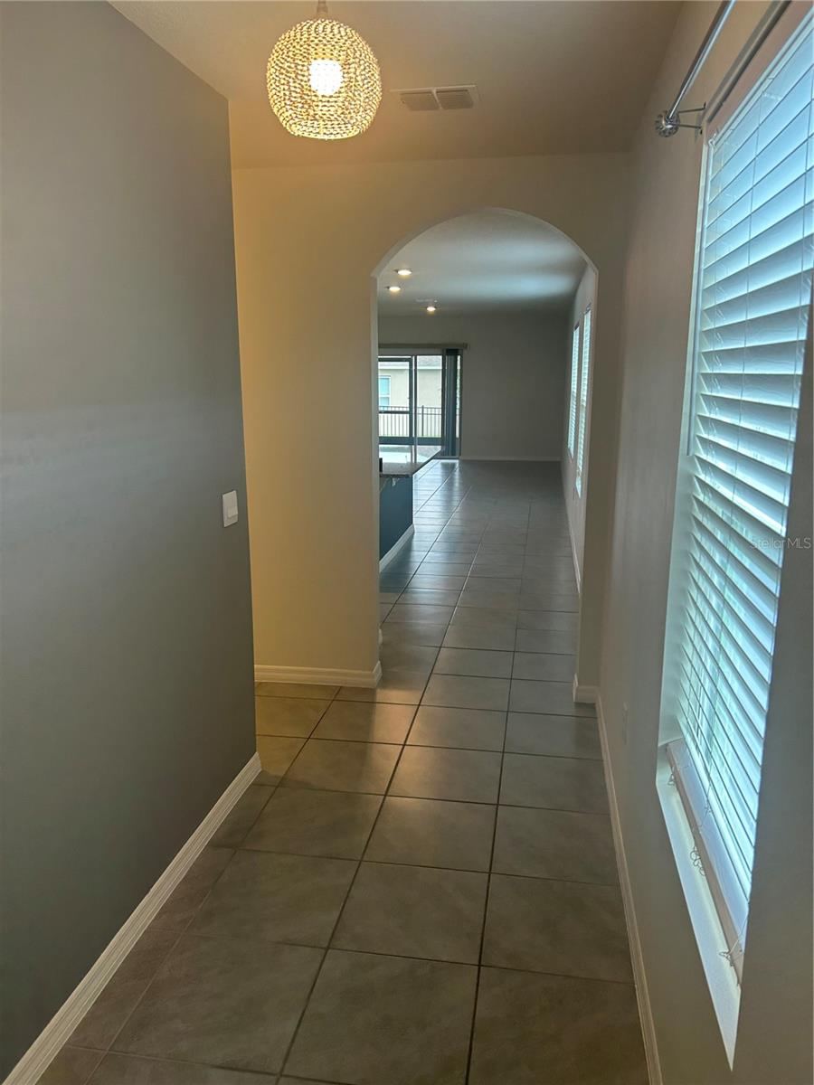 Photo 5 of 462 Liu Ln, Deland, FL 32724
