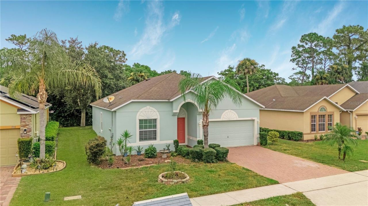 Photo 4 of 3923 Sunset Cove Dr, Port Orange, FL 32129
