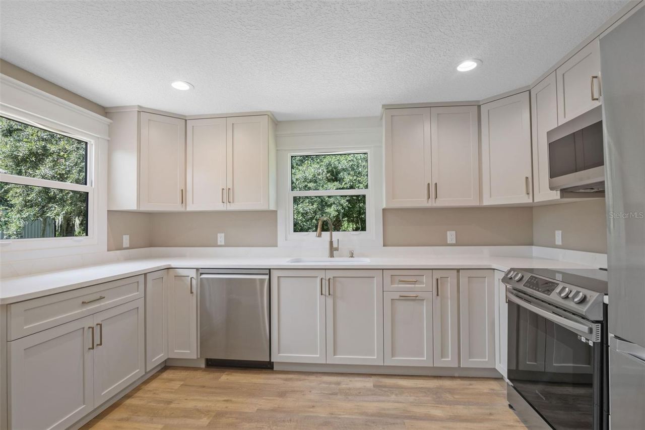 Photo 4 of 2463 Pioneer Trl, New Smyrna Beach, FL 32168