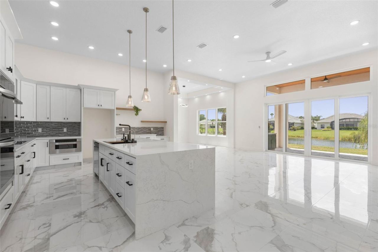 Photo 4 of 116 Longview Way N, Palm Coast, FL 32137