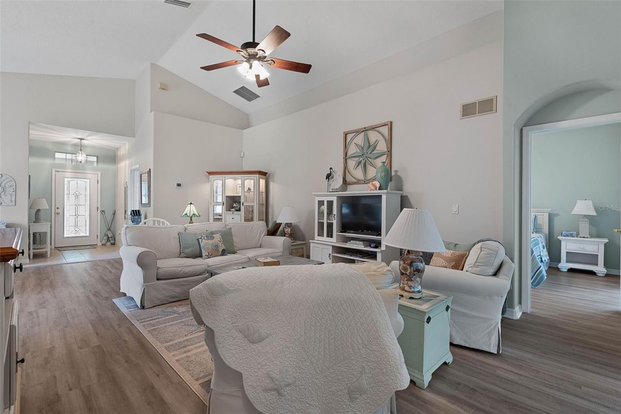 Photo 2 of 4 Crossbar Way, Palm Coast, FL 32137