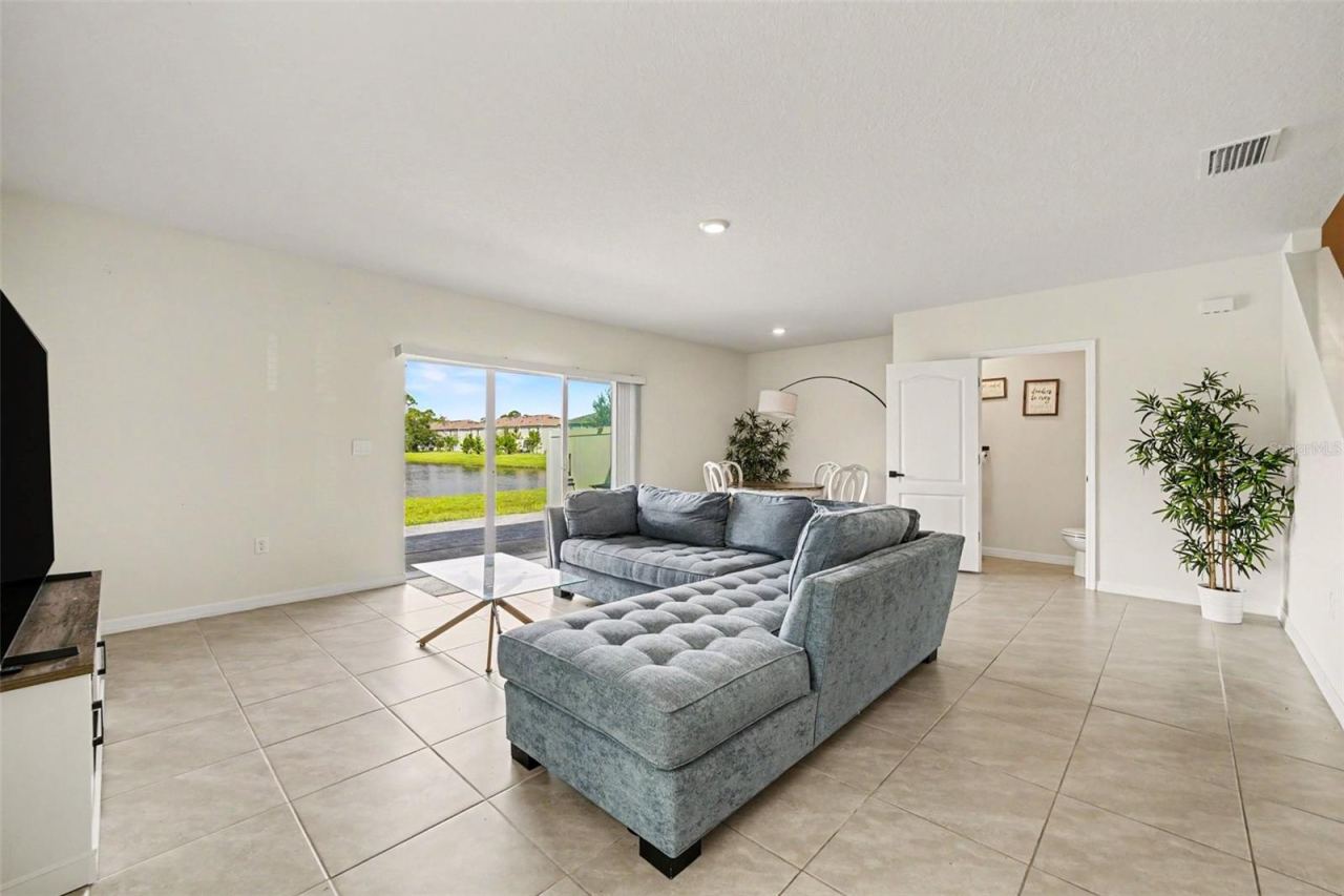 Photo 5 of 2126 Gentle Rain Dr, Edgewater, FL 32141
