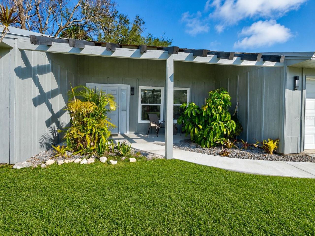 Photo 5 of 101 Sea St, New Smyrna Beach, FL 32168