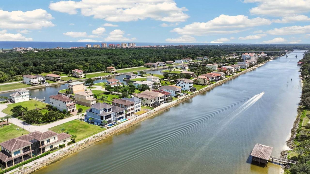 Photo 2 of 303 Yacht Harbor Dr, Palm Coast, FL 32137