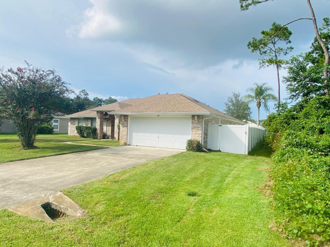 Photo 3 of 16 Red Barn Dr, Palm Coast, FL 32164