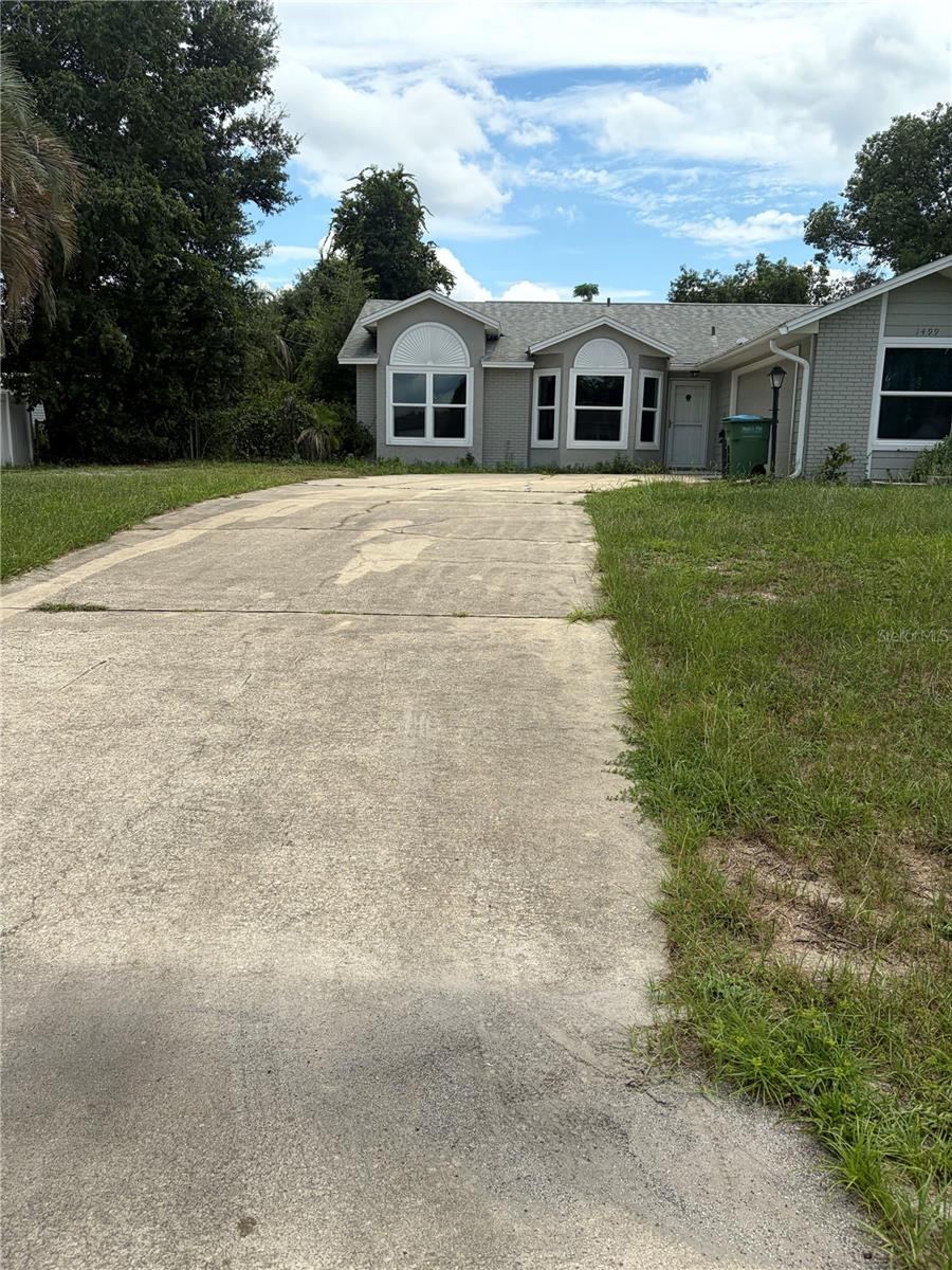 1499 Courtland Blvd, Deltona, FL 32738