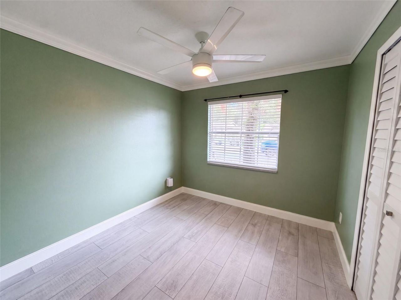 Photo 4 of 976 Liskeard Ave, Orange City, FL 32763