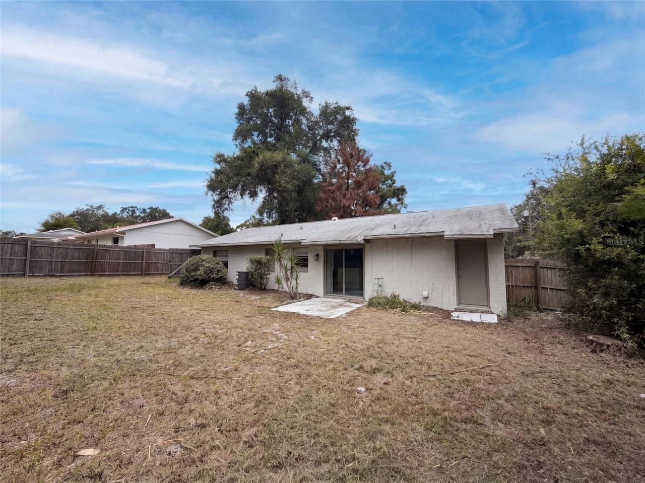 Photo 5 of 976 Liskeard Ave, Orange City, FL 32763