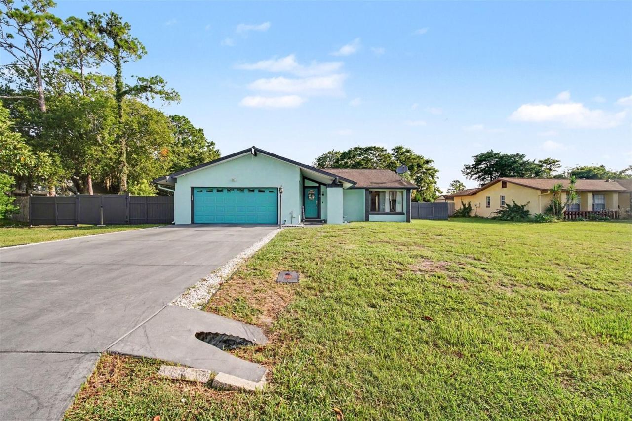 Photo 2 of 3 Clark Ln, Palm Coast, FL 32137