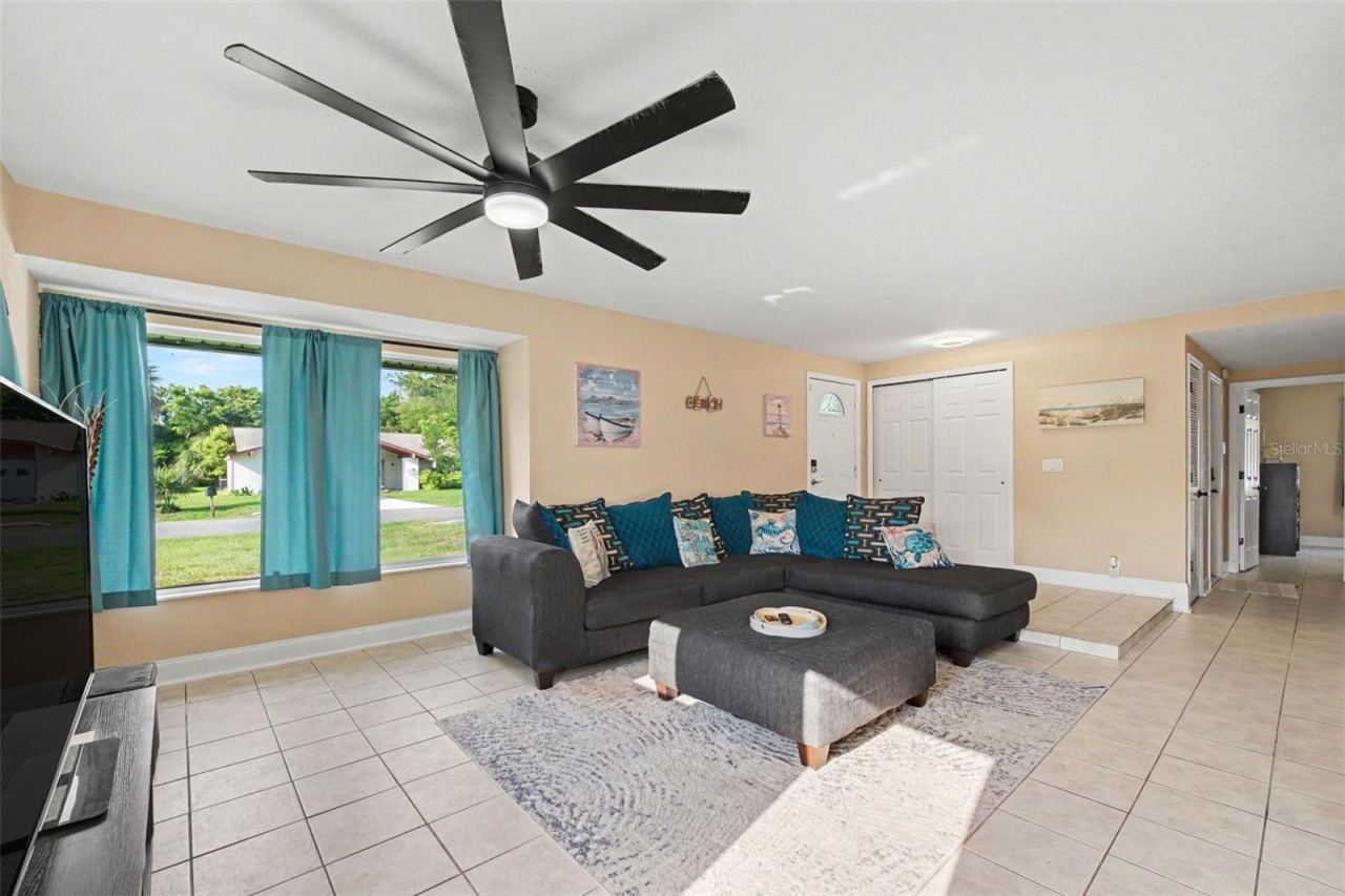 Photo 5 of 3 Clark Ln, Palm Coast, FL 32137
