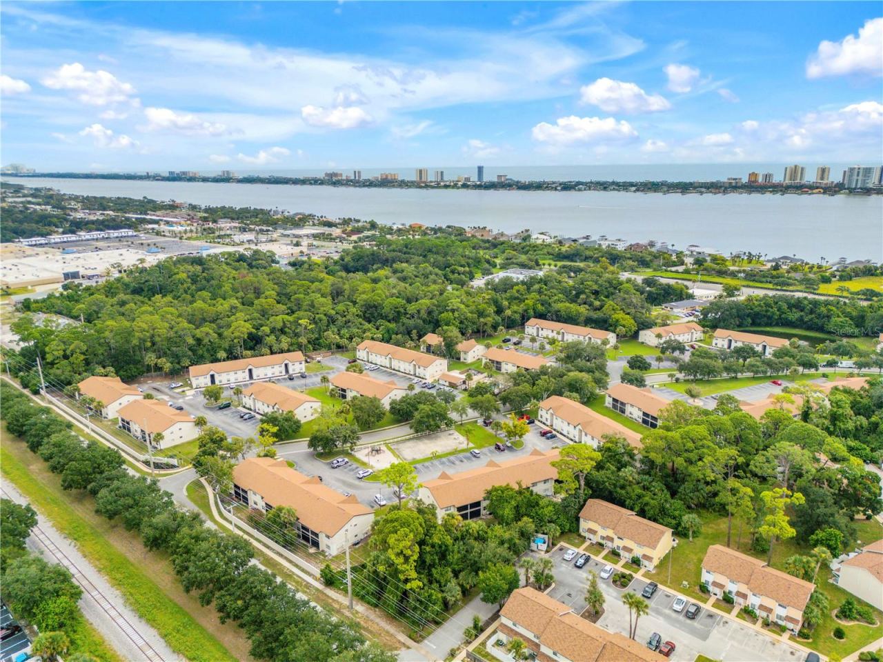 Photo 4 of 430 Banana Cay Dr #a, South Daytona, FL 32119