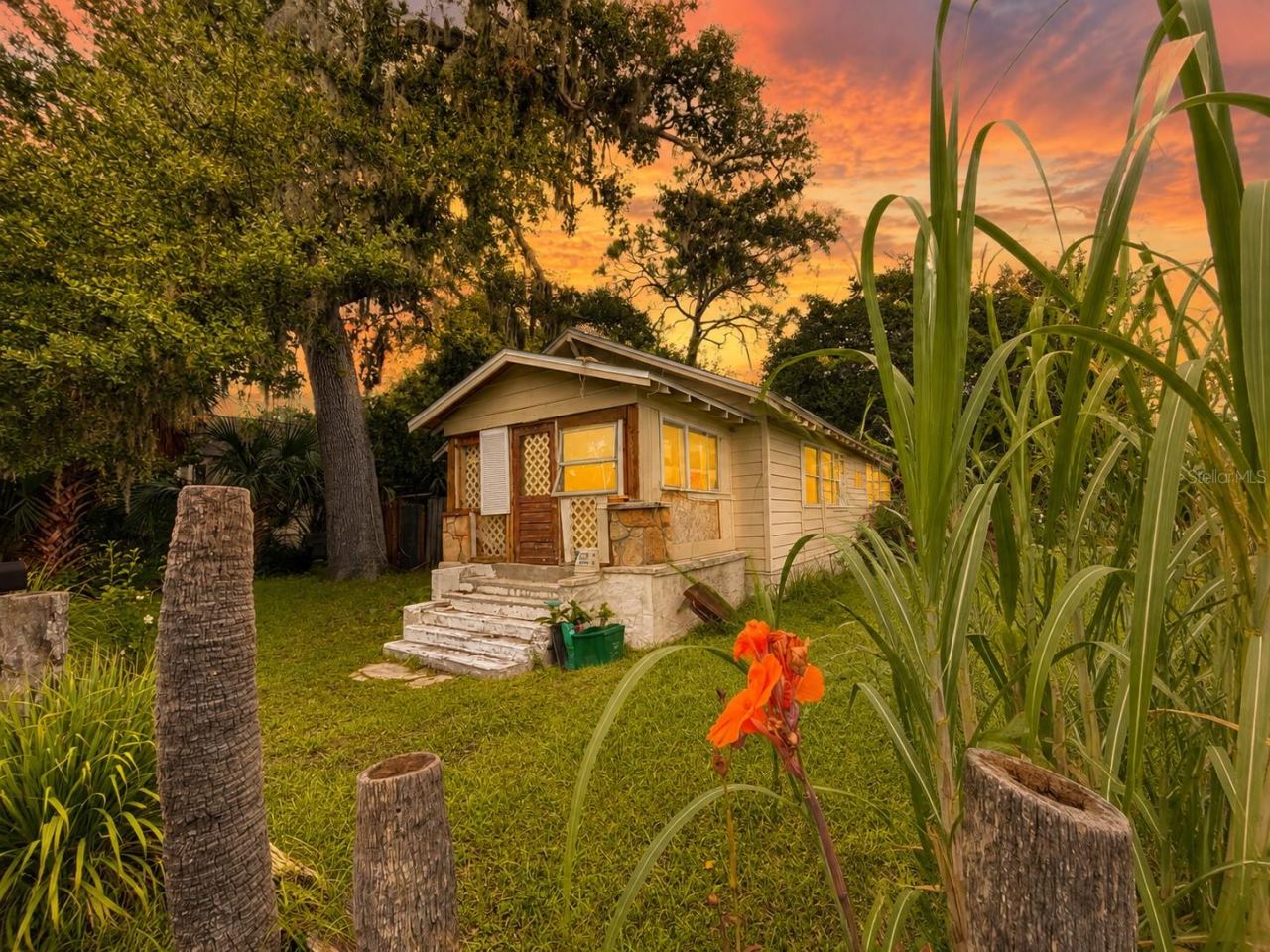 Photo 4 of 202 Shady Pl, Daytona Beach, FL 32114