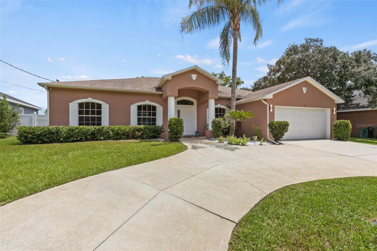 Photo 3 of 44 Furness Pl, Palm Coast, FL 32137