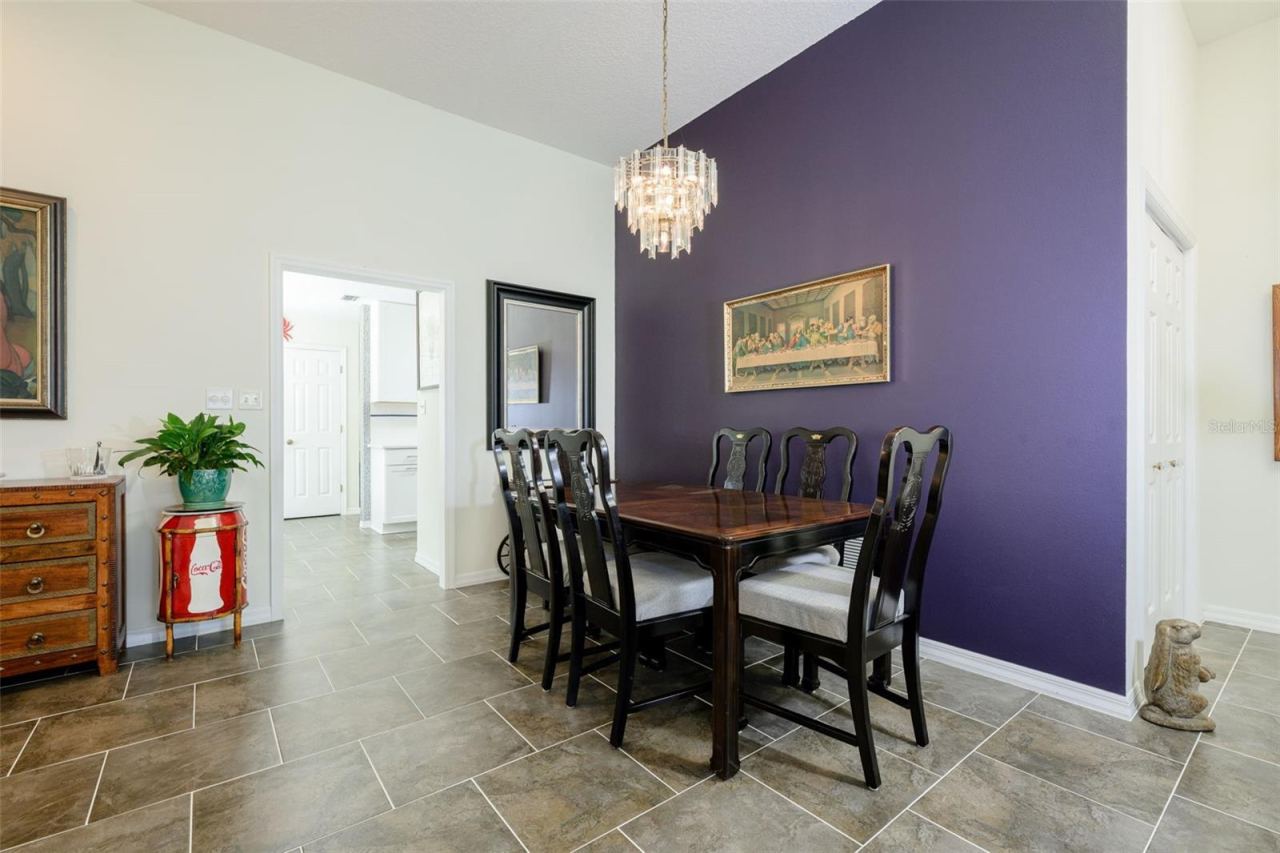 Photo 5 of 2525 S Glen Eagles Dr, Deland, FL 32724
