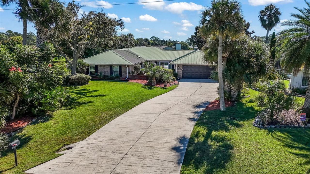 Photo 2 of 64 Fleming Ct, Palm Coast, FL 32137
