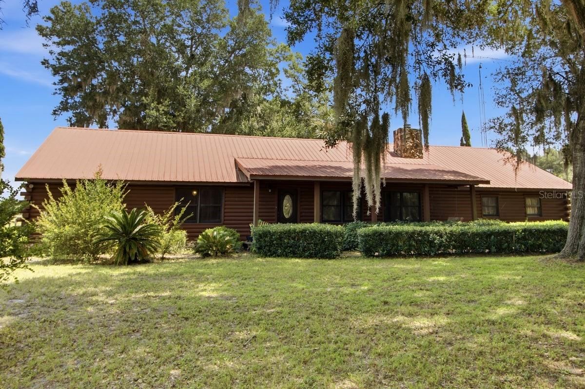 Photo 4 of 2259 Brownlee Rd, Seville, FL 32190