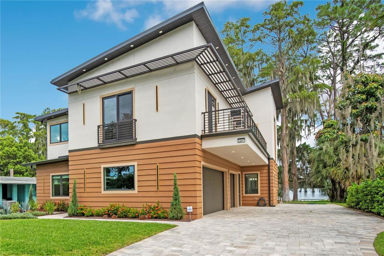 Photo 3 of 2207 Kindel Ave, Winter Park, FL 32789