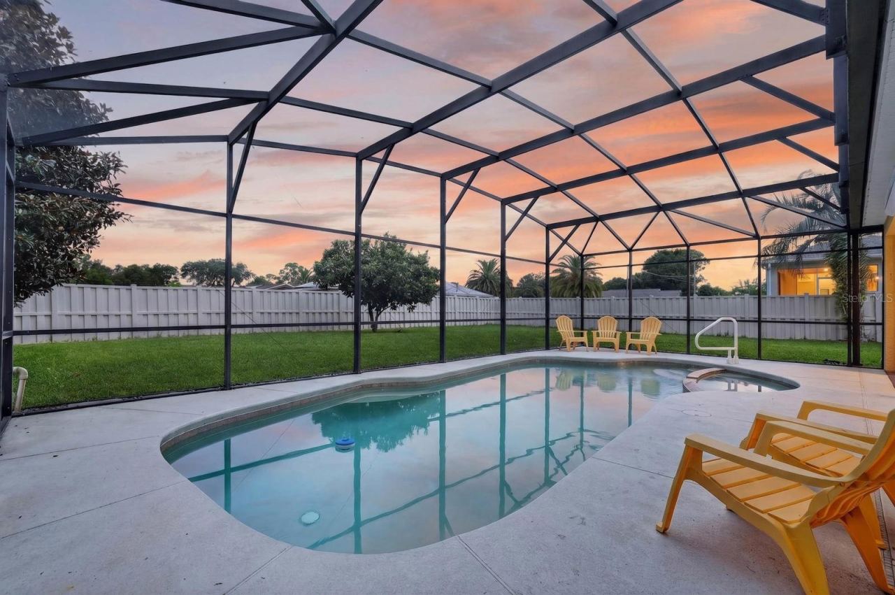 Photo 2 of 100 Flamingo Dr, Palm Coast, FL 32137