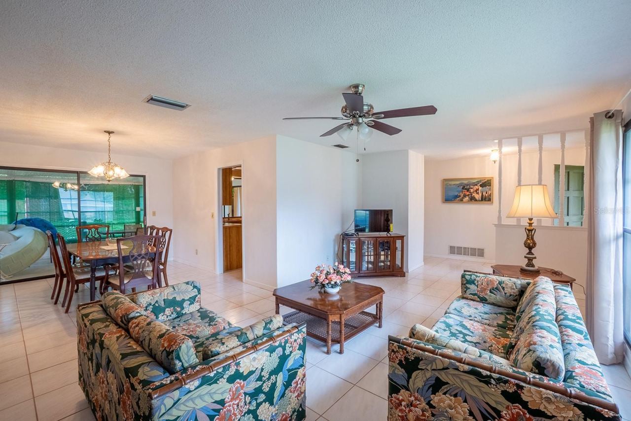 Photo 3 of 58 Black Bear Ln, Palm Coast, FL 32137