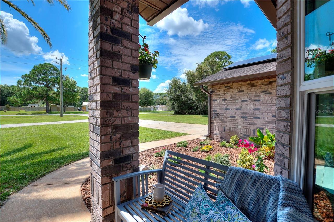 Photo 4 of 3934 Burkholm Rd, Mims, FL 32754