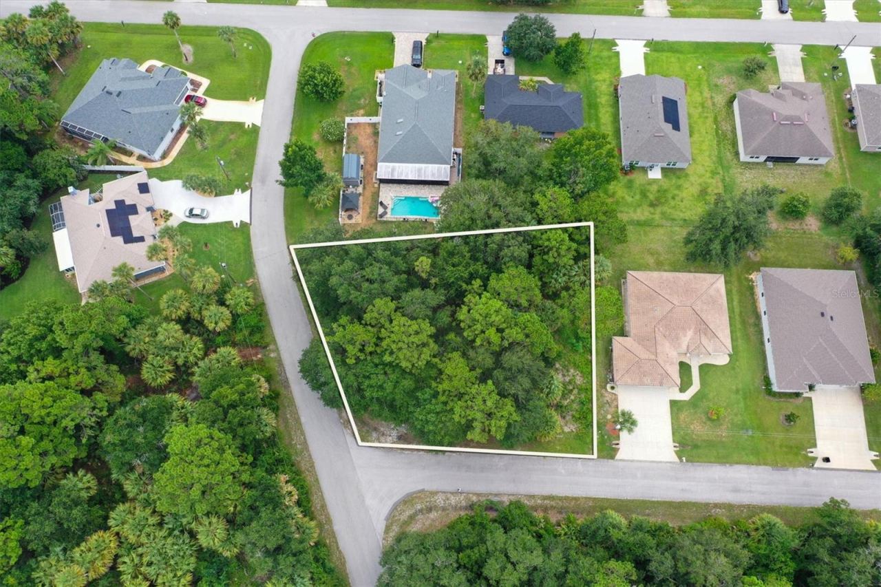 Photo 2 of 22 Lucas Ln, Palm Coast, FL 32137