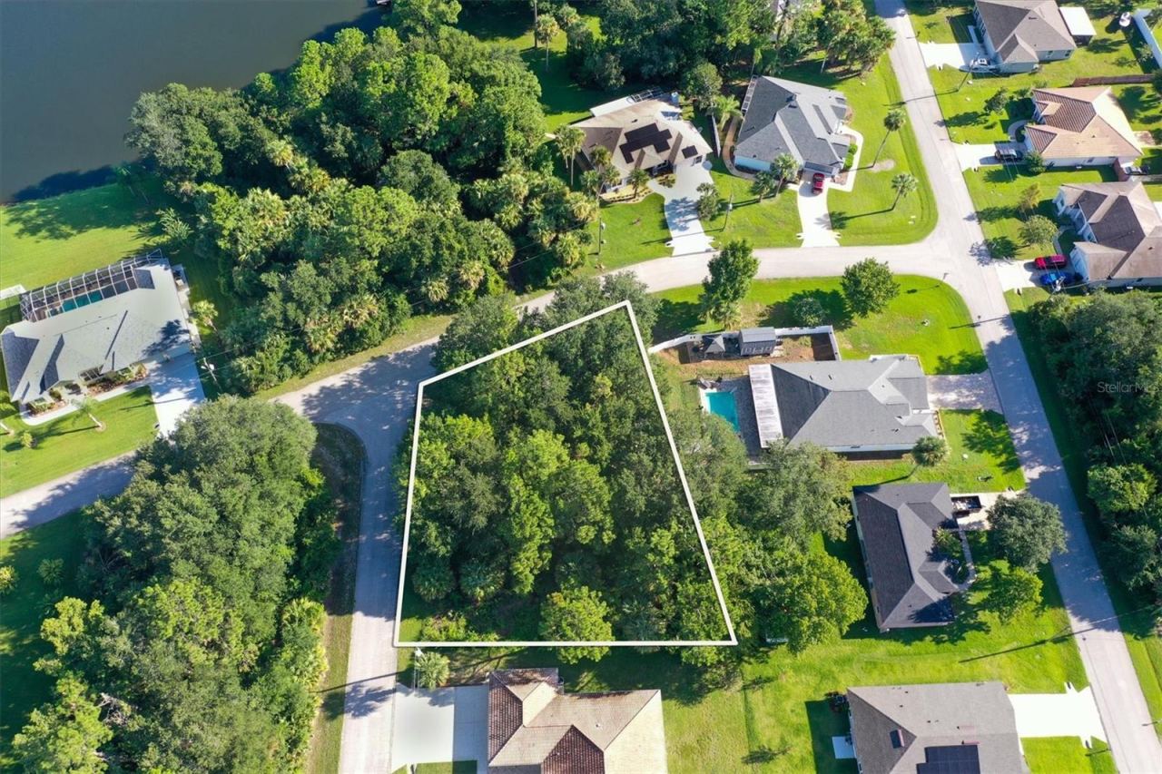 Photo 4 of 22 Lucas Ln, Palm Coast, FL 32137