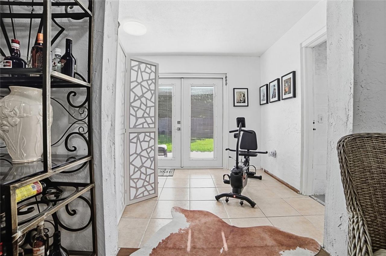 Photo 5 of 1701 N Stone St, Deland, FL 32720