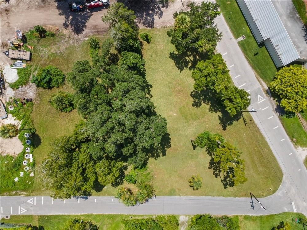 Photo 5 of 919 Tomoka Rd, Daytona Beach, FL 32117