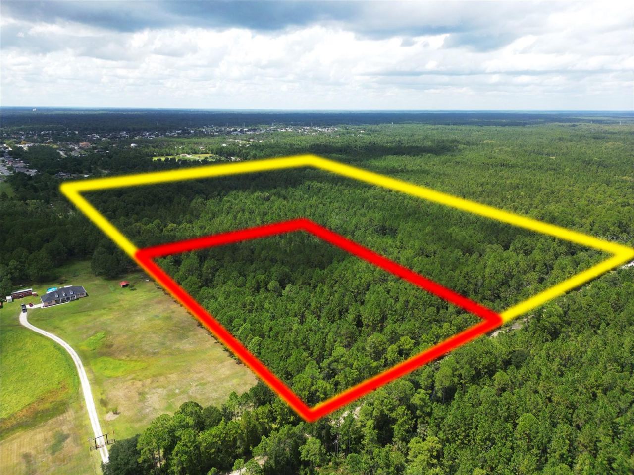 2220 Old Train Rd, Deltona, FL 32738