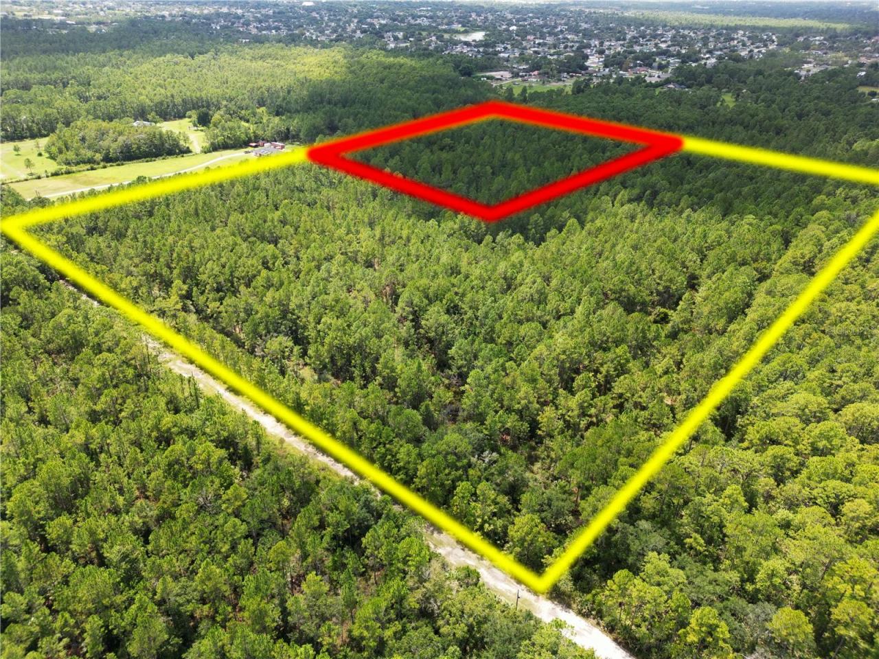 Cadehill Dr, Deltona, FL 32738