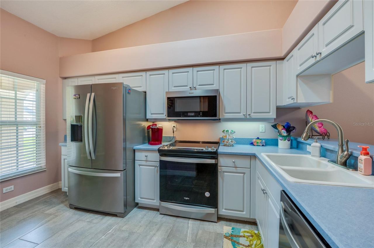 Photo 5 of 1413 Coconut Palm Cir, Port Orange, FL 32128