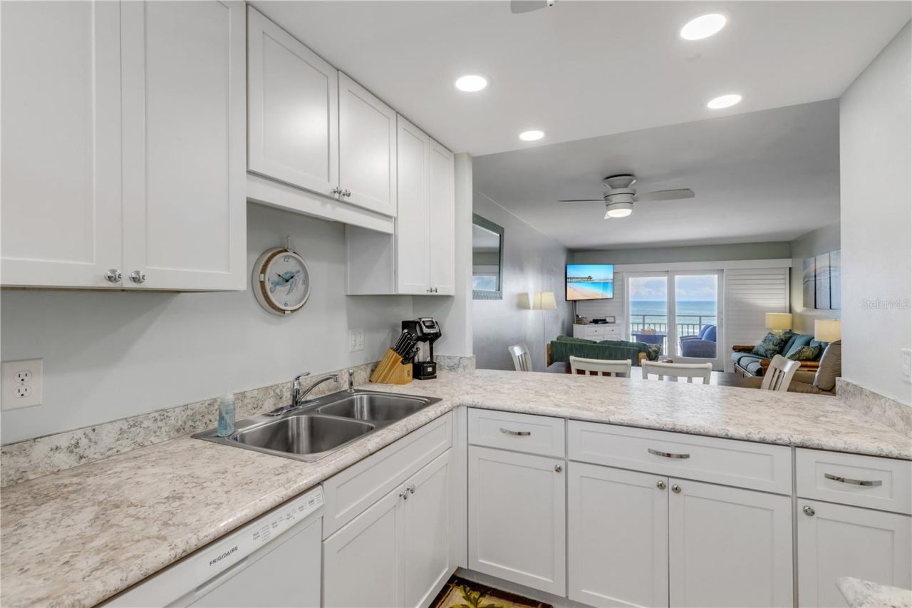 Photo 4 of 4151 S Atlantic Ave #3030, New Smyrna Beach, FL 32169