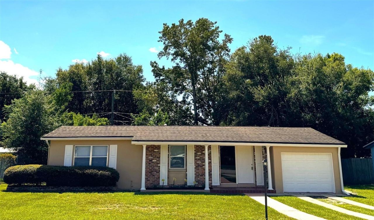 641 Merrimac St, Deltona, FL 32725