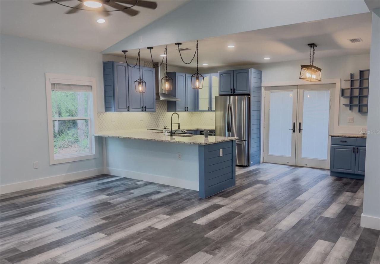 Photo 3 of 1752 9th Ave, Deland, FL 32724