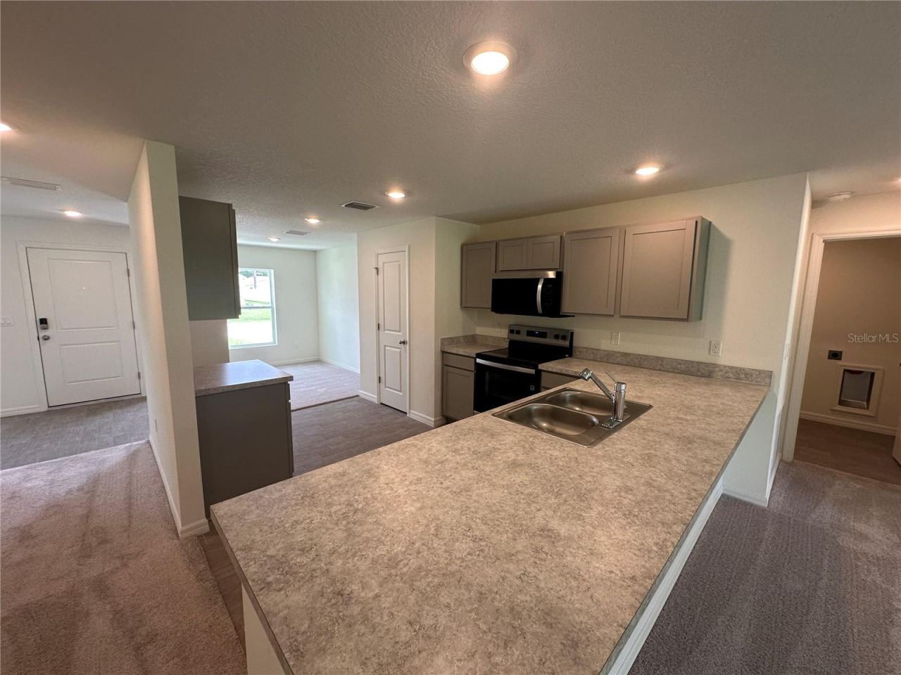 Photo 2 of 6 Reine Pl, Palm Coast, FL 32164