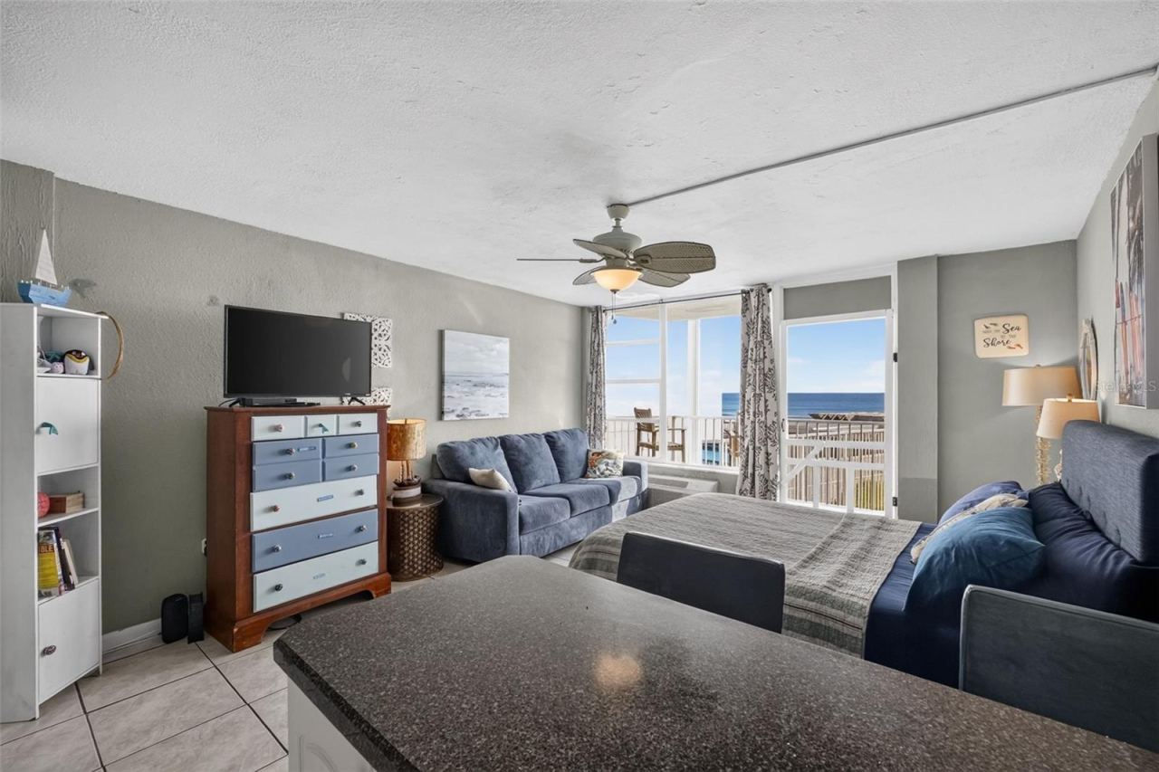 Photo 4 of 800 N Atlantic Ave #201, Daytona Beach, FL 32118