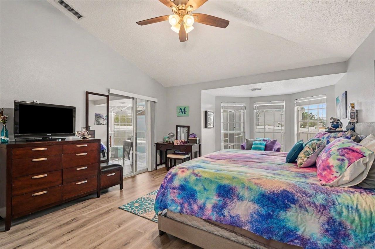 Photo 5 of 1211 Nixonton St, Deltona, FL 32725