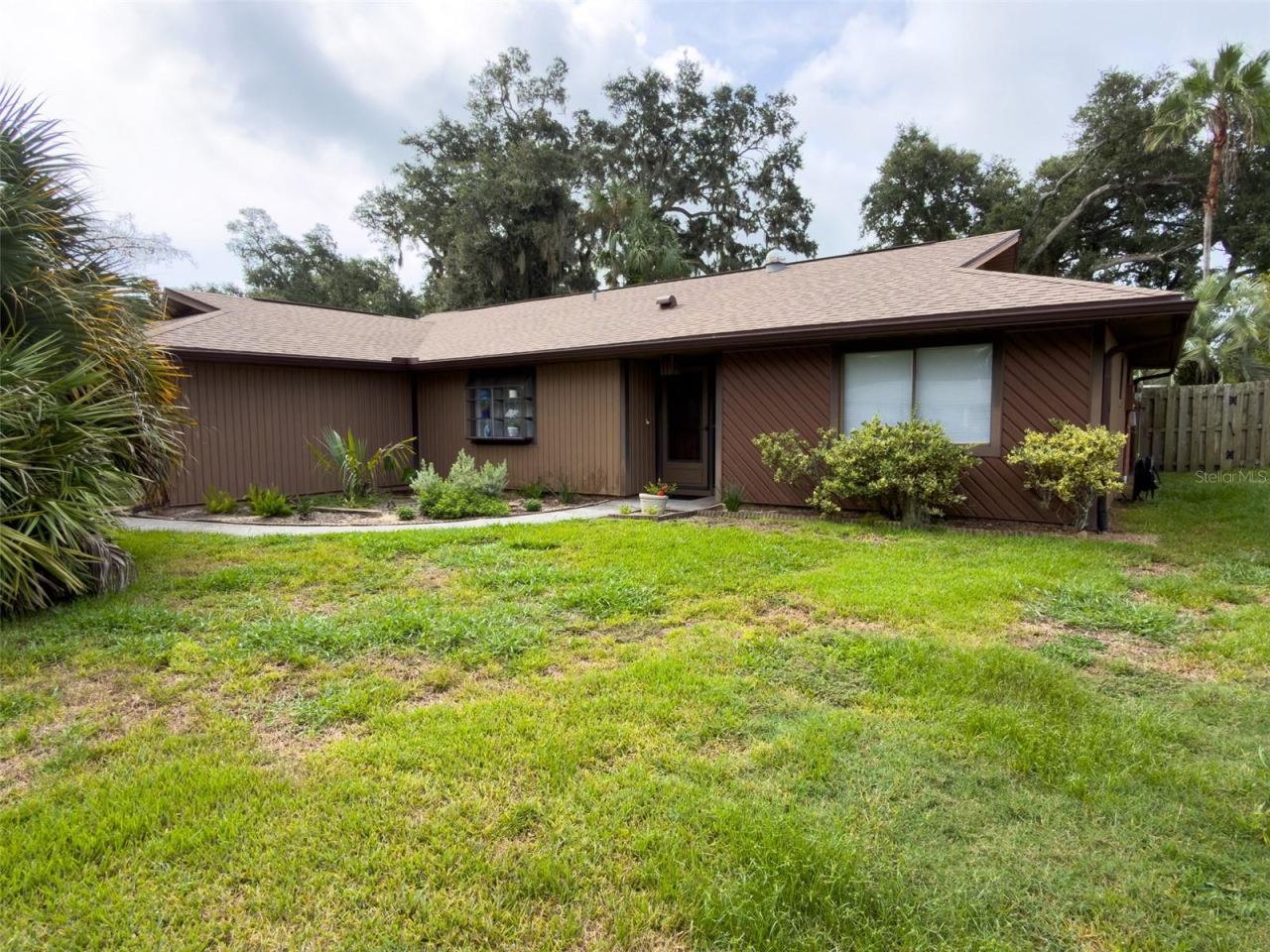 Photo 4 of 608 Touchstone Cir, Port Orange, FL 32127