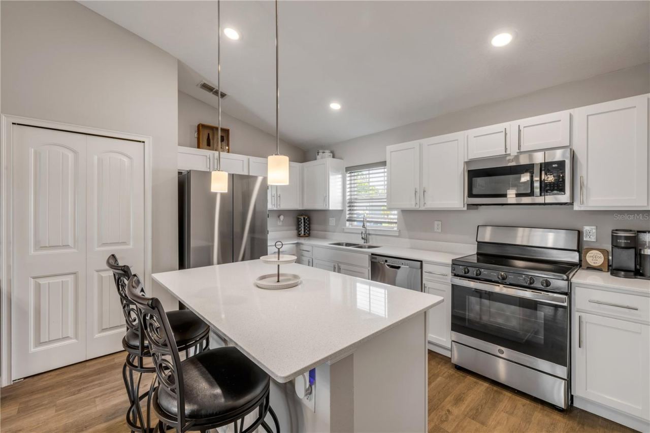 Photo 4 of 29 Rocking Horse Dr, Palm Coast, FL 32164