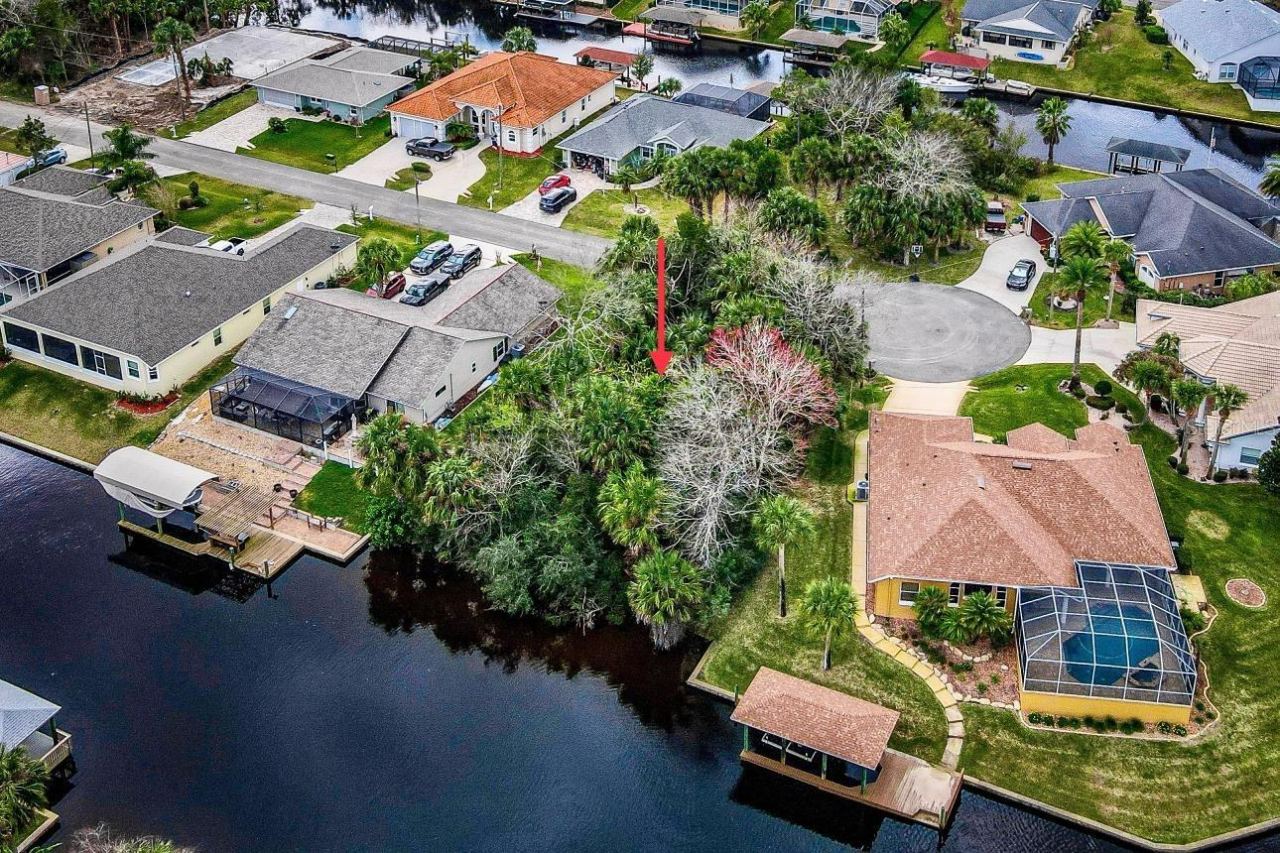Photo 3 of 16 Crandon Ct, Palm Coast, FL 32137