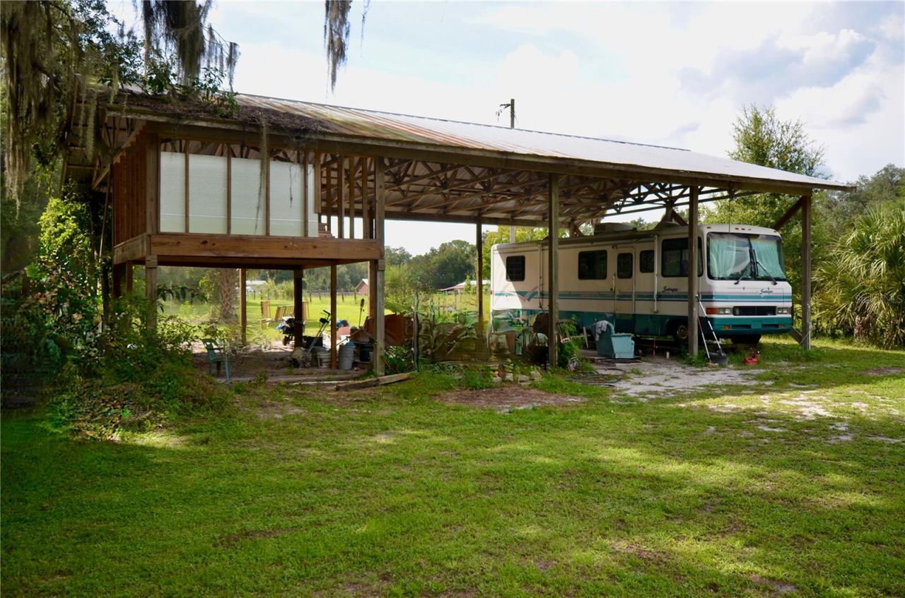 Photo 5 of 14202 Se 173rd Pl, Hawthorne, FL 32640