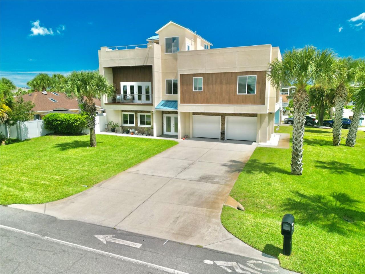 Photo 4 of 700 N Flagler Ave, Flagler Beach, FL 32136