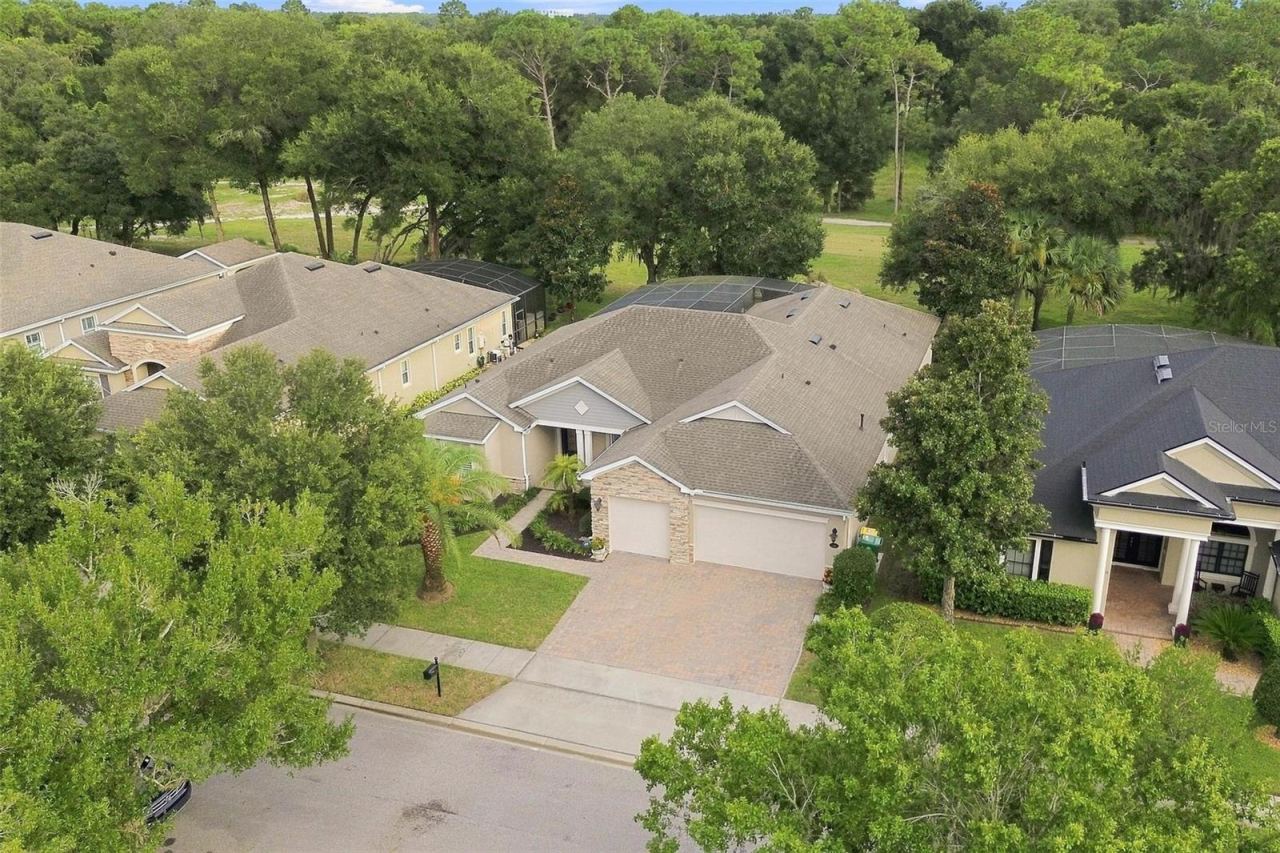 Photo 5 of 114 Ivydale Manor Dr, Deland, FL 32724