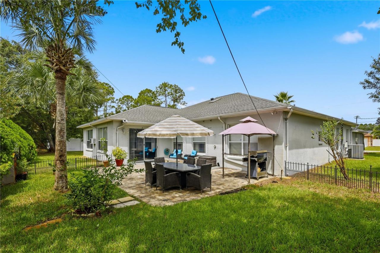 Photo 2 of 19 Wheatfield Dr, Palm Coast, FL 32164